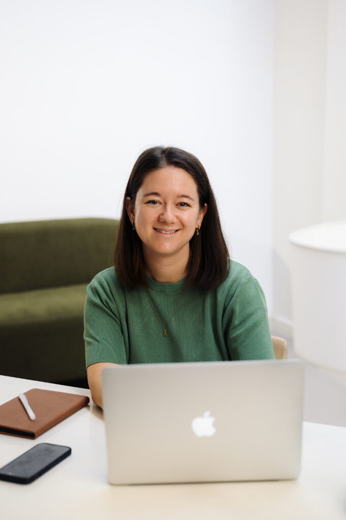 Psykolog i Aalborg hjælper med redskaber og strategier til mental trivsel for voksne og unge over 18 år